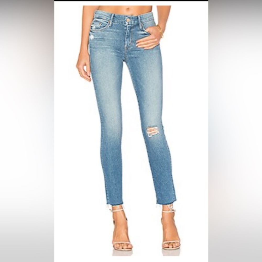 MOTHER
Looker Ankle Fray Skinny Jeans in Love Gun‎